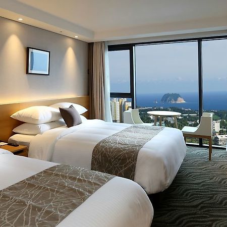 Seogwipo Js Hotel Екстериор снимка