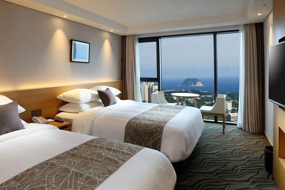 Seogwipo Js Hotel Екстериор снимка