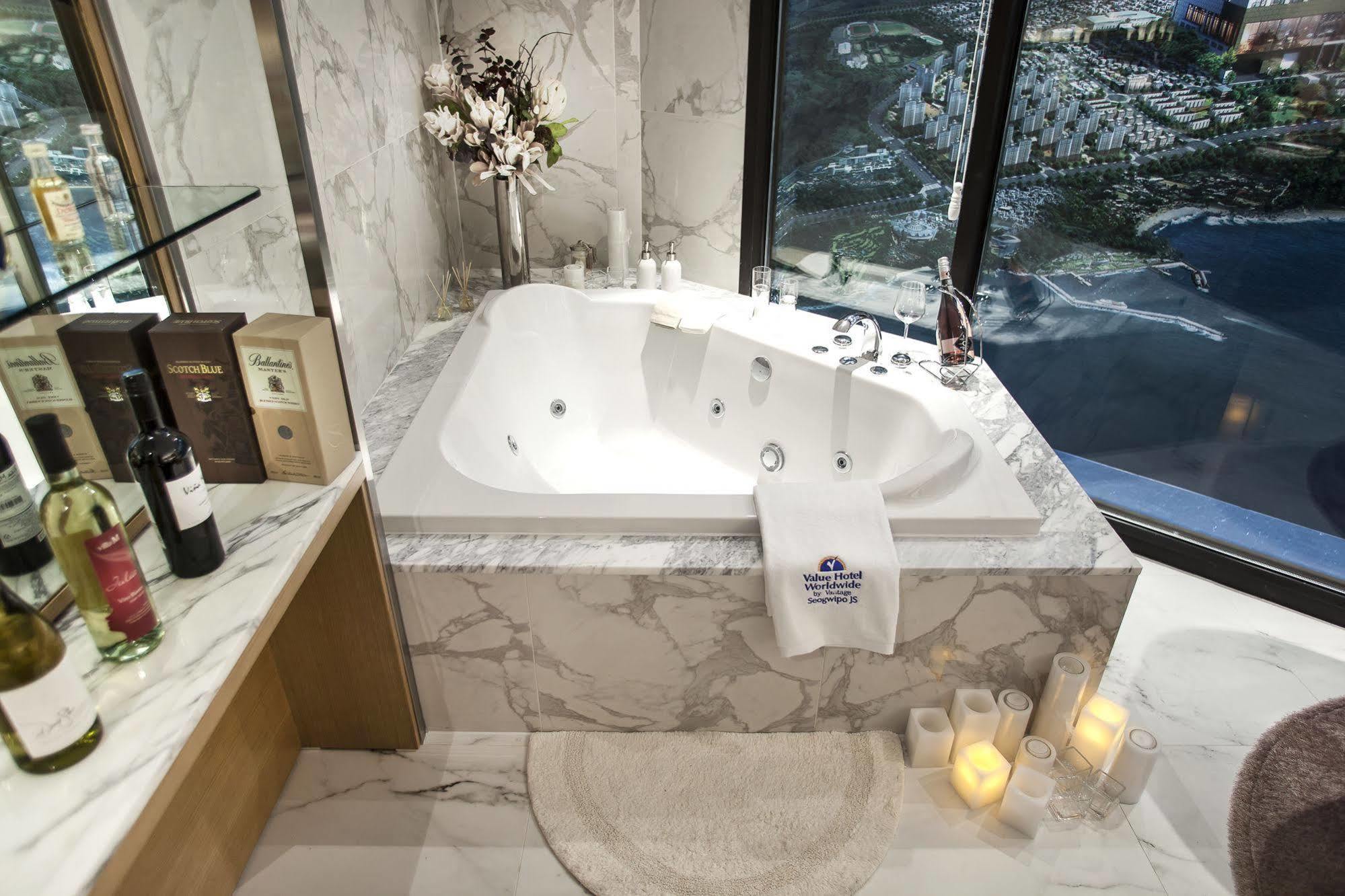 Seogwipo Js Hotel Екстериор снимка