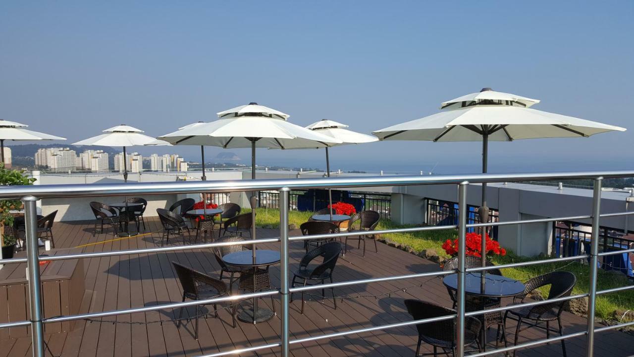 Seogwipo Js Hotel Екстериор снимка